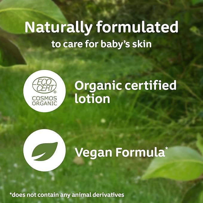 Johnson's Baby Naturally Sensitive Shampoo, Natural Ingredients, 395ml