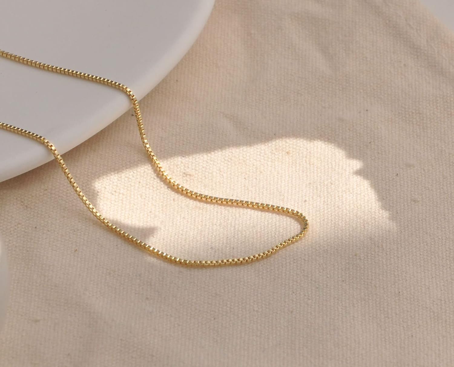 Vavily Minimalist Thin Gold Chain 18K Gold Thin Box Chain Necklace Short Small Gold Chain Choker Necklaces for Women