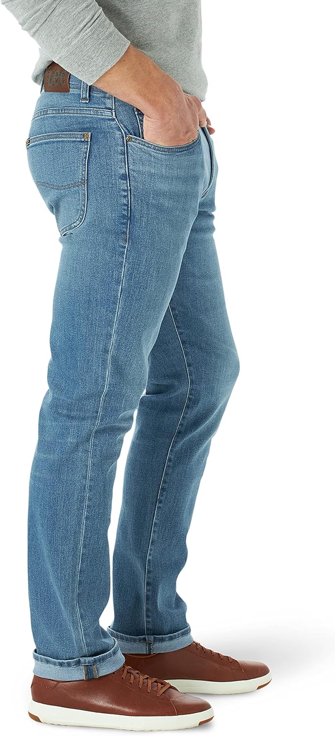 Lee Men's Extreme Motion Straight Taper Jean