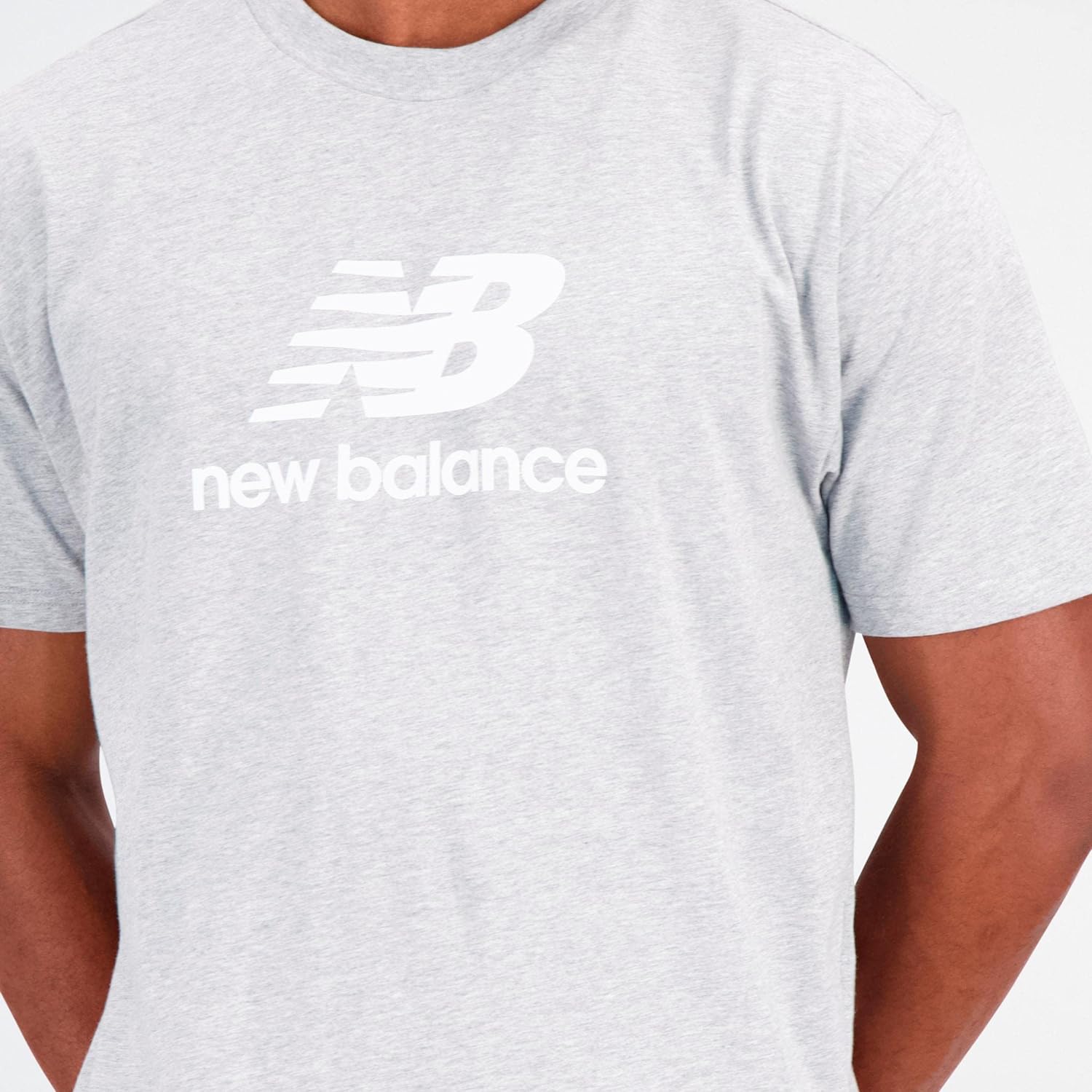 New Balance Men's NB ESSENTIALS LOGO TEE S/S Top