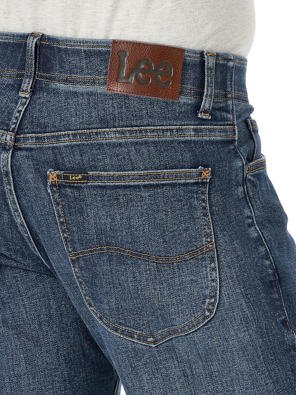 Lee Men's Extreme Motion Straight Taper Jean